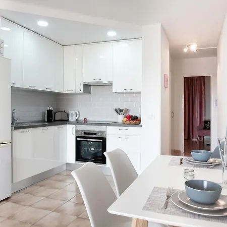 Serena Solvista - Cristianos Apartment