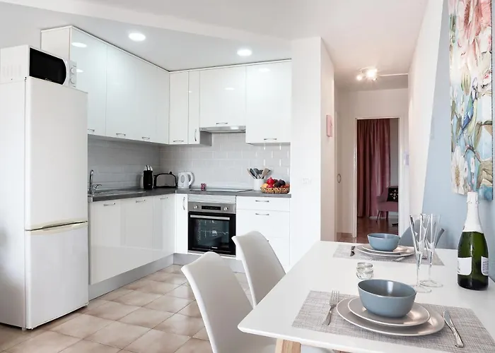 Serena Solvista - Cristianos Apartment